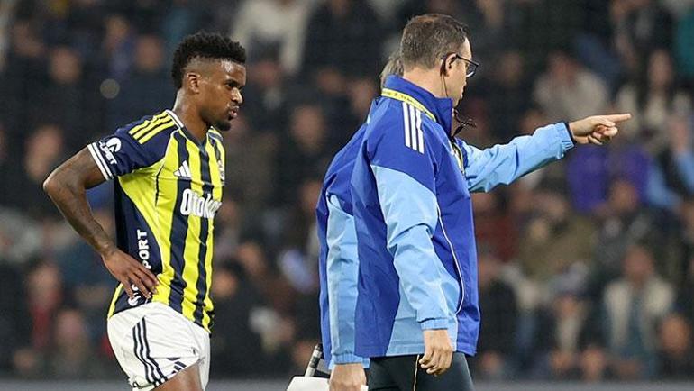Fenerbahçede sakatlık Yıldız oyuncu devam edemedi