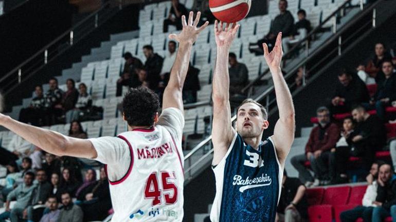 Malachi Flynn 2. yarıda coştu, Bahçeşehir Koleji Manisada geriden gelip kazandı (Maç sonucu 70-77)