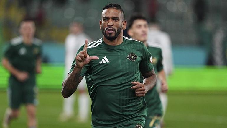 Sakaryasporda Serhat Sütlü istifa etti Esenler Erokspor - Sakaryaspor maç sonucu 4-1