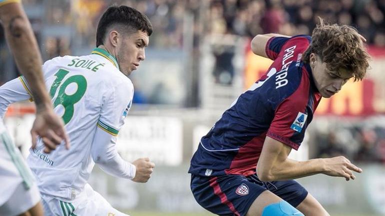 Zeki Çelik kızardı, Roma deplasmanda Cagliariye tek golle kaybetti