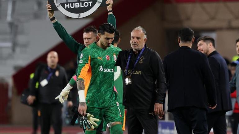 Monaco panteri Uğurcan penaltıda geçit vermedi, milli kalecinin buruk sevinci...