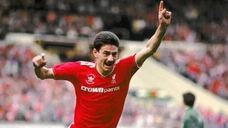 Liverpool efsanesi Ian Rush yoğun bakıma kaldırıldı