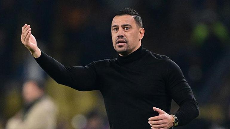 Konyaspor teknik direktörü Çağdaş Atan: Hakemliği bırakmıştı, niye VARda