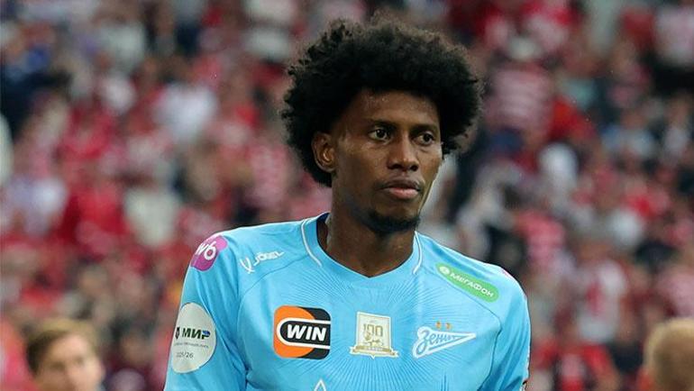 Fenerbahçeden sürpriz golcü atağı