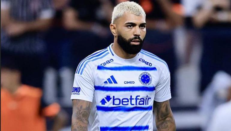 Beşiktaşa yeni golcü Abraham giderse gelecek