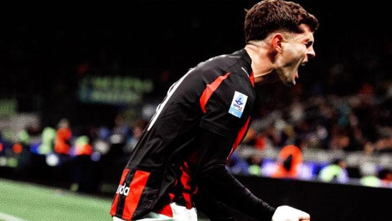 Bu iddialar bir yana dursun, Sweeney bu kez futbol dünyasından bir isimle anılıyor. İtalyan basınından La Gazzetta dello Sport'un haberine göre; ABD'nin en ünlü futbol yıldızı olarak gösterilen Milan'ın kanat oyuncusu Christian Pulisic ile Sydney Sweeney, haftalardır bir ilişkinin içinde.