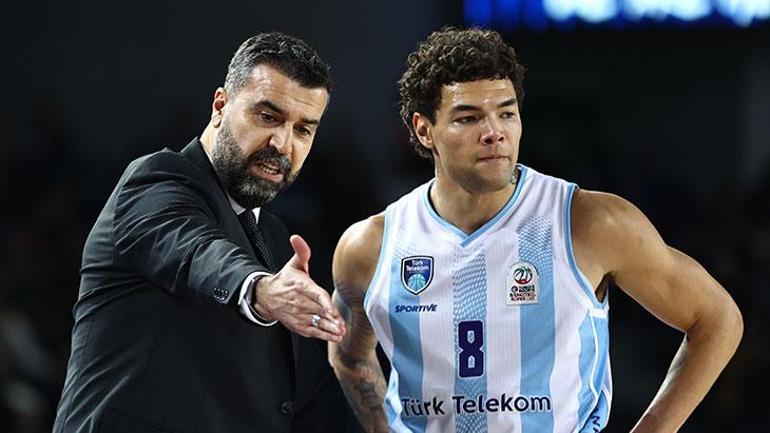 Türk Telekom Anadolu Efesi son topta devirdi, galibiyet serisi 8. maç oldu (75-70 Maç Sonucu)