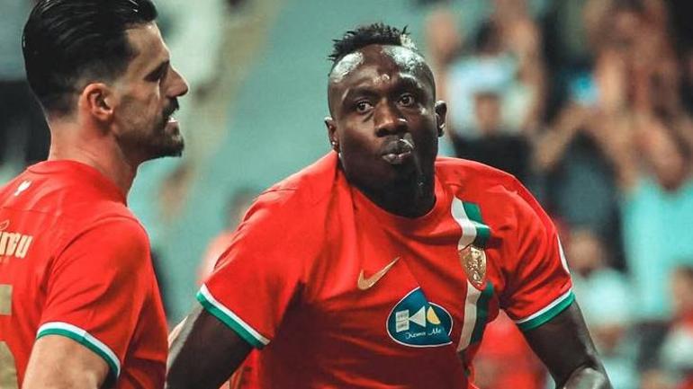 Leblebi gibi gol atan Mbaye Diagneden olağanüstü performans Gol krallığında zirvede