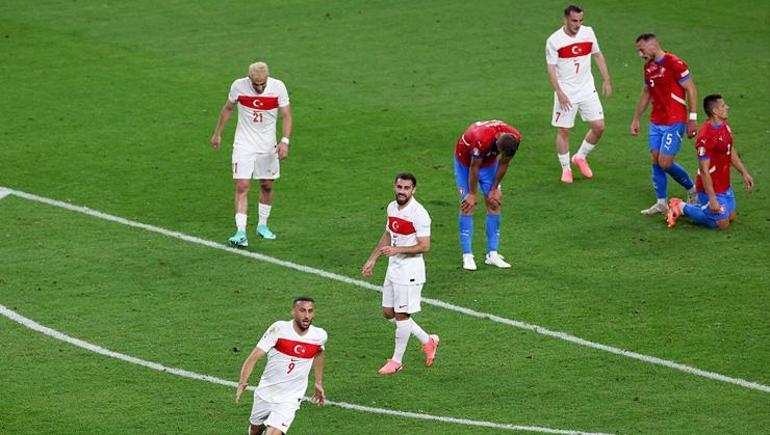 Barış Alper Yılmaza çık lan odadan dedim Cenk Tosundan itiraf: Avrupa Şampiyonasında 9 numara konuşması