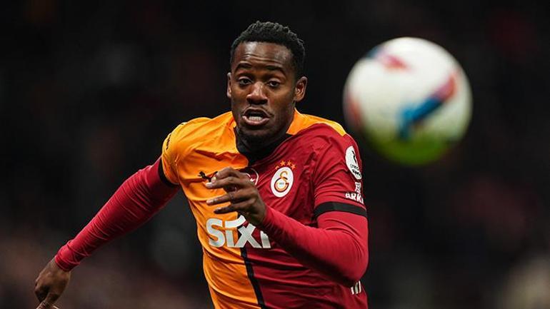 Michy Batshuayi Almanyada hayatının şokunu yaşadı Yeni takım arkadaşına sevinemedi...