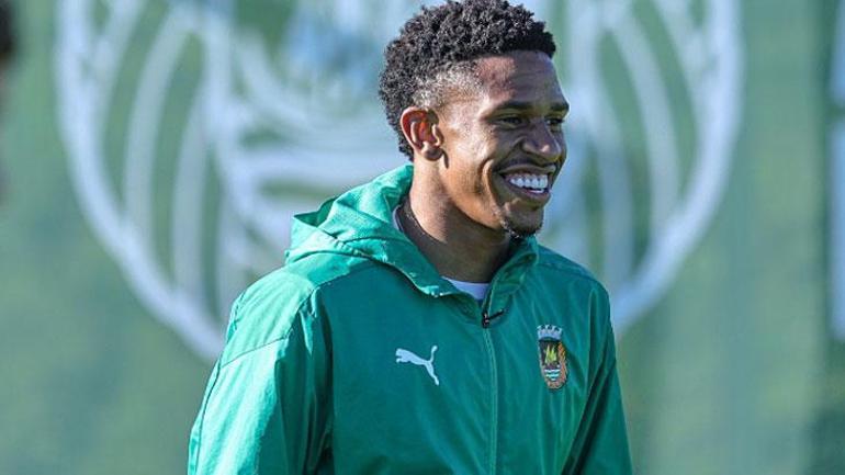 Beşiktaşta sağ kanat için rota Portekiz Resmi ilgi yazısı kulübüne iletildi