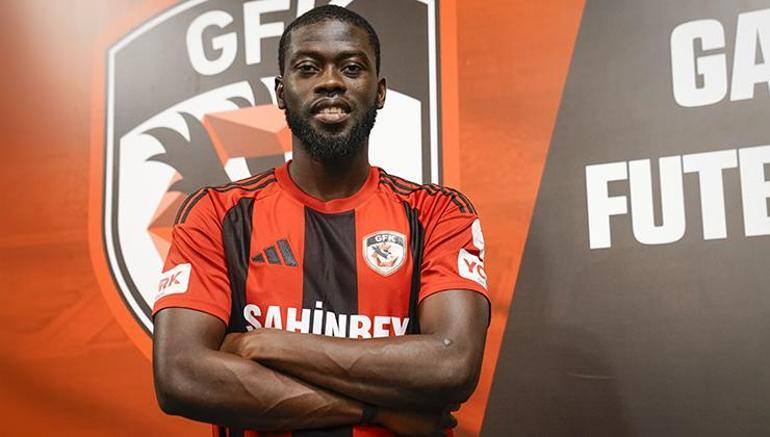 Gaziantep FKda Badou Ndiaye ile yollar ayrıldı TFFye bildirildi