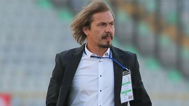 Ayhan Akman görevinden ayrıldı