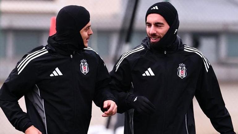 Beşiktaş ikinci yarı hazırlıklarına kar altında başladı, Kartal Antalya yolcusu