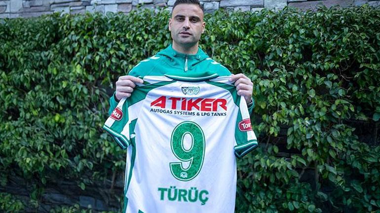 Konyasporun yeni 9 numarası Deniz Türüç
