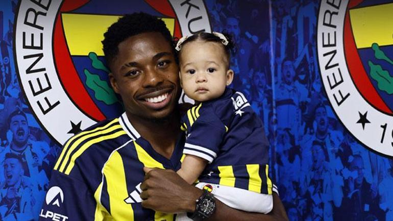 Anthony Musaba resmen Fenerbahçede 4.5 yıllık imzayı attı