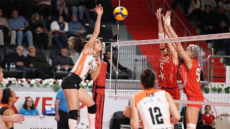 Sultanlar Liginde 14.hafta sonuçları: VakıfBank ve Fenerbahçe kayıpsız