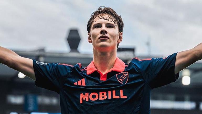 Yılın golcüsü August Priskeden Beşiktaş açıklaması Çok büyük bir kulüp