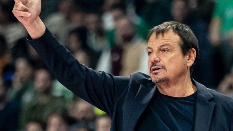 Ergin Atamandan ırkçı sözlere tokat gibi cevap: Türk olmaktan gurur duyuyorum