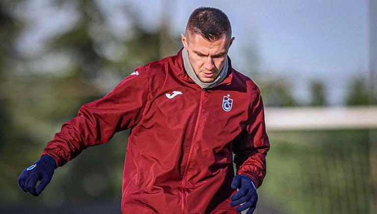 Trabzonspor Süper Ligin iki yıldızına kancayı taktı Dudak uçuklatan bonservis bedeli