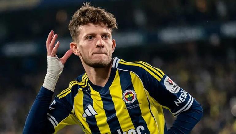 Fenerbahçede iki ayrılık kararı Tedesco neşteri vurdu