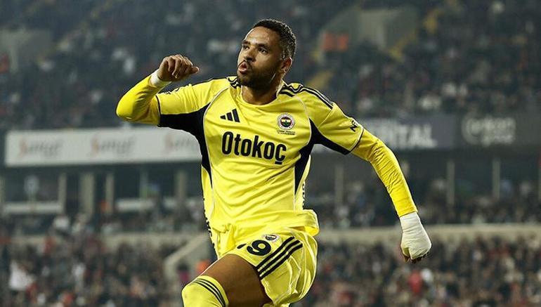 Fenerbahçede iki ayrılık kararı Tedesco neşteri vurdu