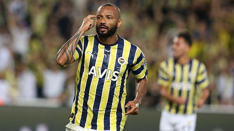 Fenerbahçenin eski yıldızı Joao Pedro imzadan vazgeçti Geri dönüyordu ve...