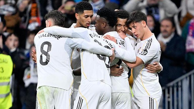 (ÖZET) Arda Güler, Santiago Bernabeuda ayakta alkışlandı Büyük krizi çözen adam... | Real Madrid - Levante maç sonucu: 2-0 (La Liga)