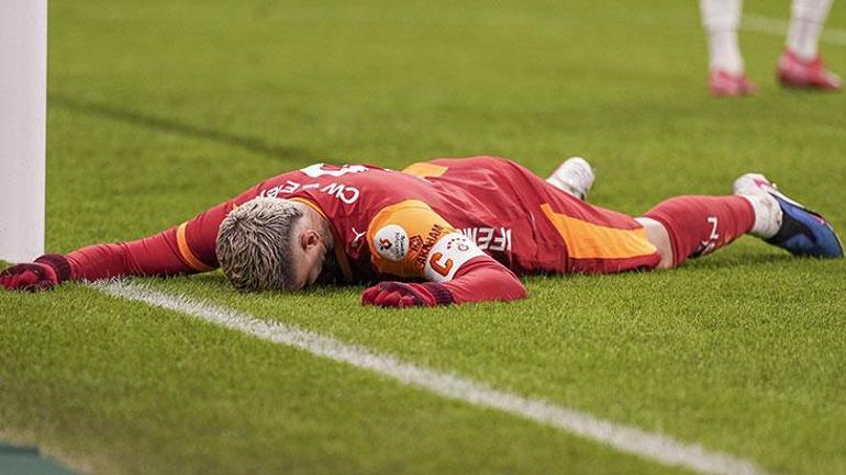 Galatasaray taraftarından Dursun Özbek tepkisi: Bayo attı, yönetim istifa sesleri yükseldi