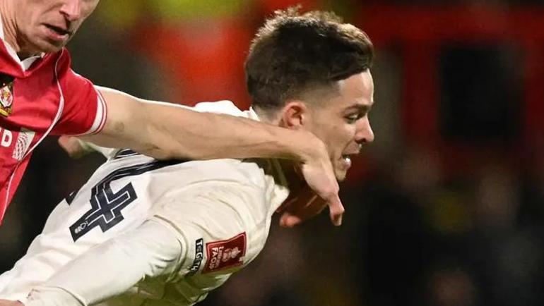 Beşiktaşta Rafa Silvanın yeri çabuk doluyor Yeni yıldız İngiltereden geliyor