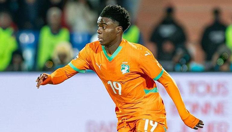 Galatasaraydan Christ Oulai hamlesi Osimheni beğendi