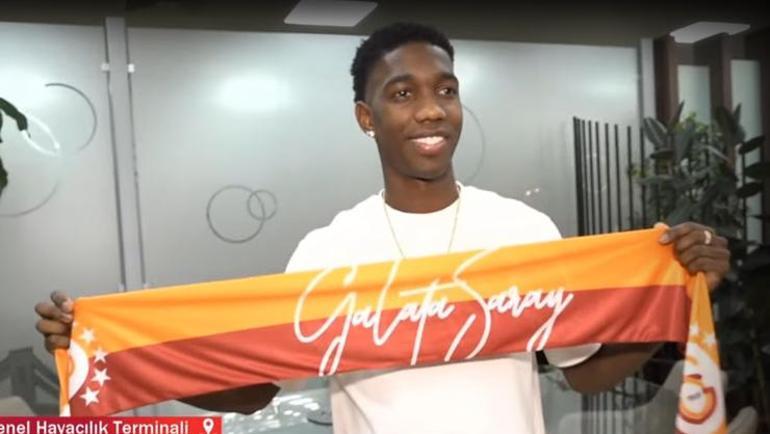 Galatasaray ikinci transferini resmen duyurdu İstanbula geldi