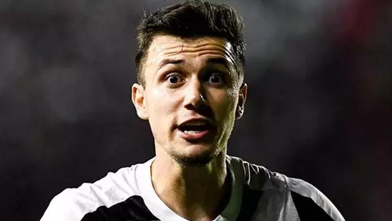 Beşiktaşta sol bek operasyonu Pazarlıklar başladı