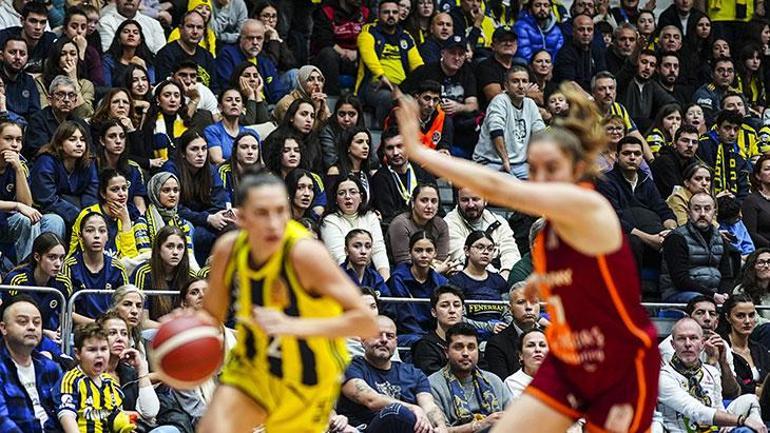 Potada nefes kesen derbi: Fenerbahçe 16da 16 yaptı Fenerbahçe Opet - Galatasaray Çağdaş Faktoring maç sonucu 75-70