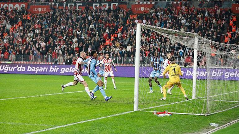 Samsunda Muçi & Onuachu ortaklığı; Nijeryalı santrfor krallığa koşuyor