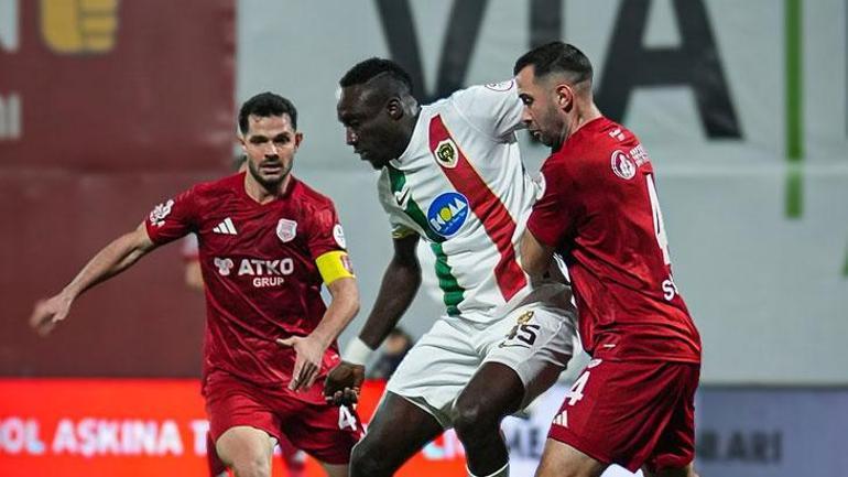 Kritik maçta kritik galibiyet; lider değişti... Pendikspor - Amedspor maç sonucu 0-2