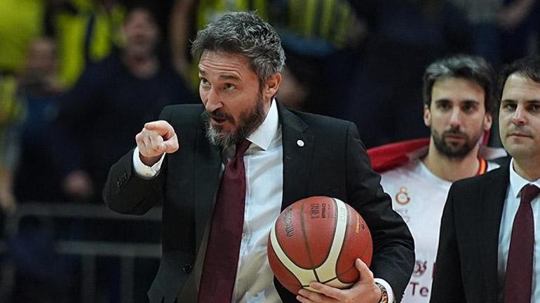 Hakem üçlüsü, maçı katletti Pozzecco derbide atıldı, Galatasaraydan sert açıklama geldi