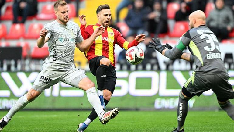 Dan Agyei oyuna girdi, Körfeze 3 puanı getirdi... Kayserispor - Kocaelispor maç sonucu 1-2