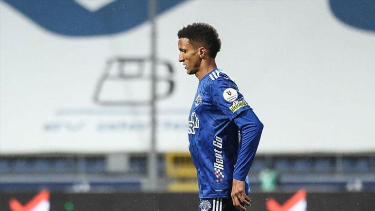 Fenerbahçe - Kasımpaşa maçı Canlı Anlatım - FB - KASIMPAŞA maçı kadrosu, skoru ve istatistikleri