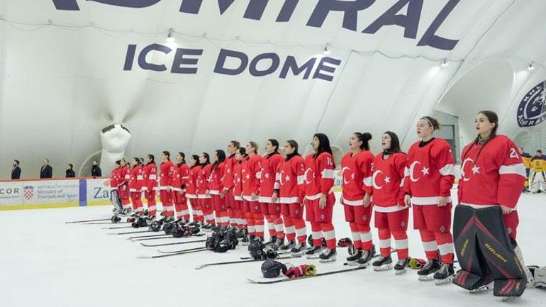 Dünya Kadınlar Buz Hokeyi Şampiyonasında 2de 2 Türkiye: 4 - Romanya: 3