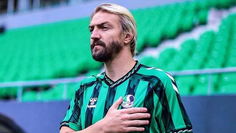 Sakaryaspor, Caner Erkin ile yollarını ayırdı