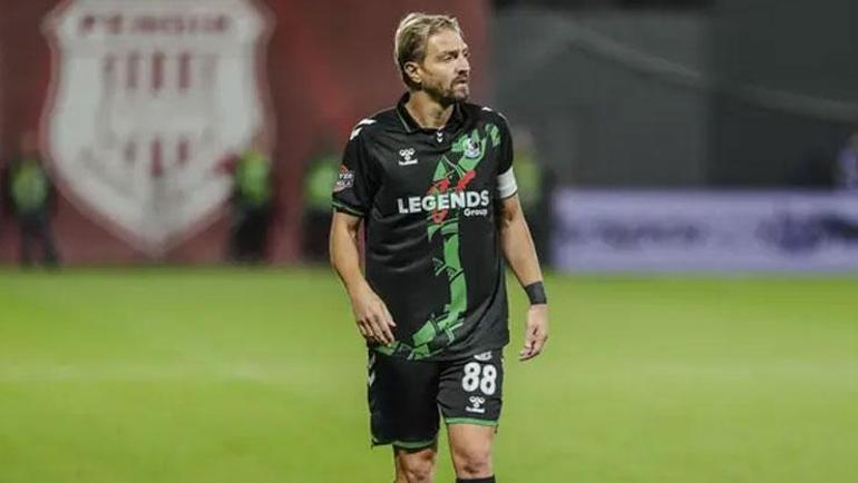 Sakaryaspor, Caner Erkin ile yollarını ayırdı