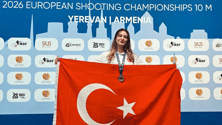 Milli atıcılardan peş peşe 3üncü Avrupa şampiyonluğu İsmail Keleş, Yusuf Dikeç ve Buğra Selimzade...