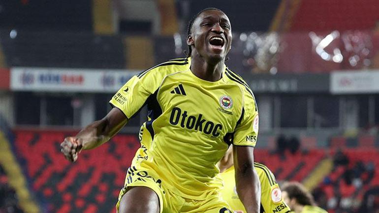 Kadıköyde Sidiki Cherif zamanı Formayı kaptı, şüpheleri giderdi...