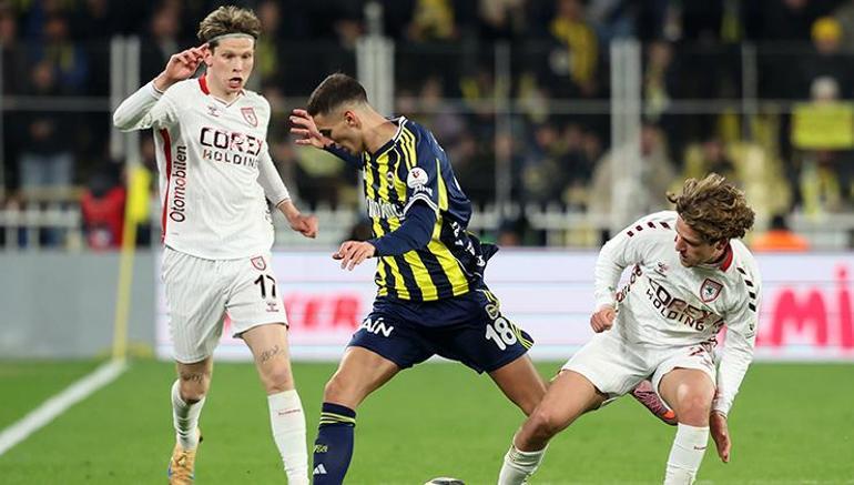 Fenerbahçede Mert Müldür hedef tahtasında Taraftarlar ıslıkladı