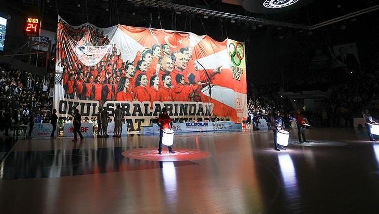 Okul Sporları Basketbol Finali NBA maçlarını aratmadı