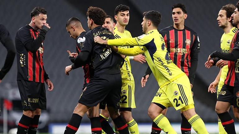 Marco Asensioyu çılgına çeviren hareket Zaman geçirmek isteyince...