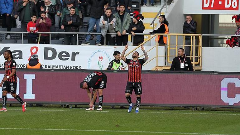 Çorum FKdan Uğur Uçarla 6da 6 Süper Lig yarışı kızıştı... Çorum FK - Esenler Erokspor maç sonucu 2-1