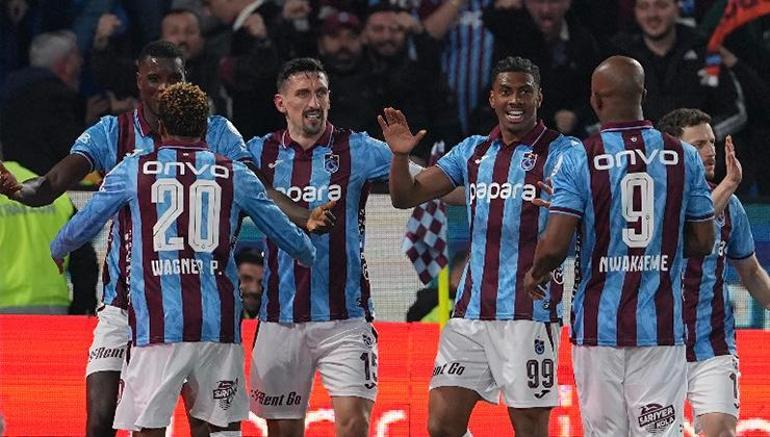 Trabzonspordan tarihi performans Şampiyonluk heyecanı