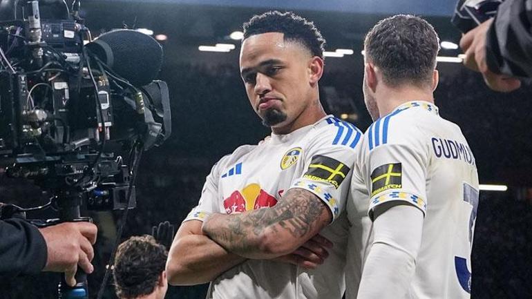 Rakibin saçını çekti kırmızı kartı gördü Manchester United - Leeds United maç sonucu 1-2